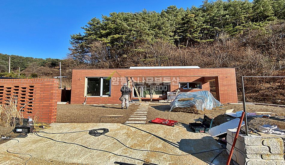 양평군 용문면 오촌리 야트막한 입지 신축철콘주택