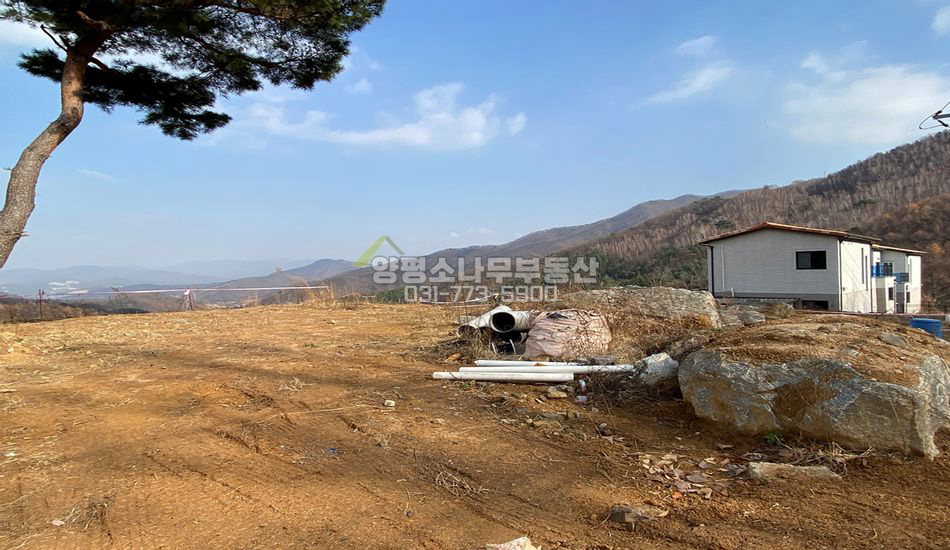 양평군 강하면 성덕리 한적한 대로변 탁 트인전망