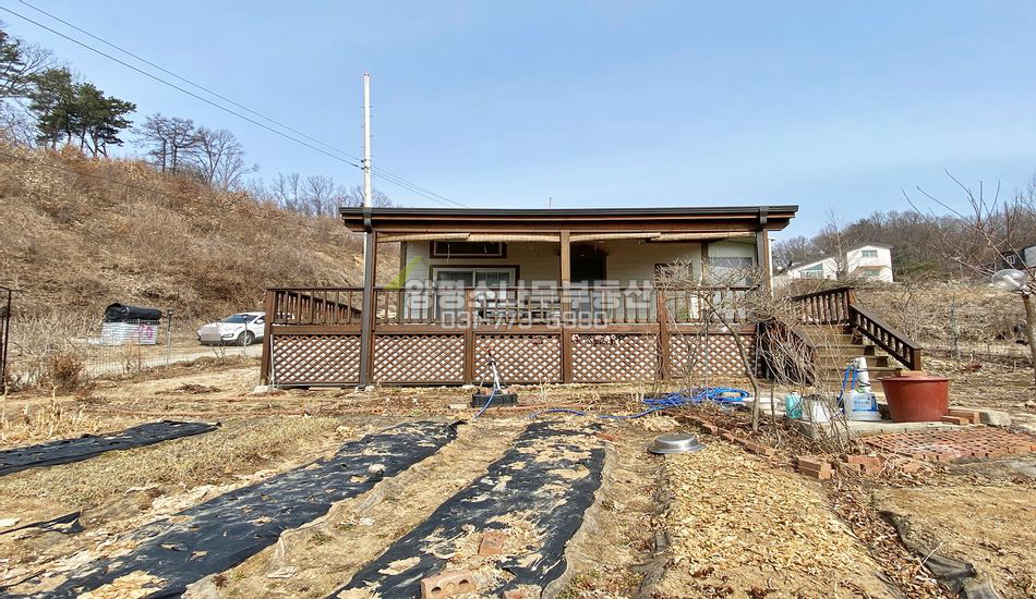 양평군 지평면 무왕리 산자락 농막/과실수/하우스