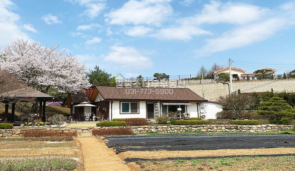 양평군 강하면 왕창리 완만한 마을 상단부 터넓은 주택