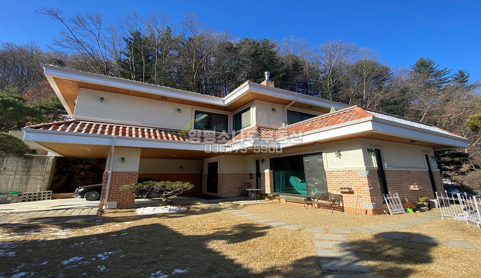 양평군 양서면 청계리 구거 및 산자락 접한 마을끝 철콘주택