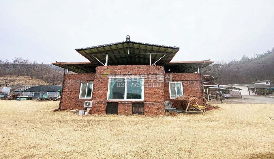 양평군 지평면 옥현리 마을상단 터 터넓은 구옥/연못