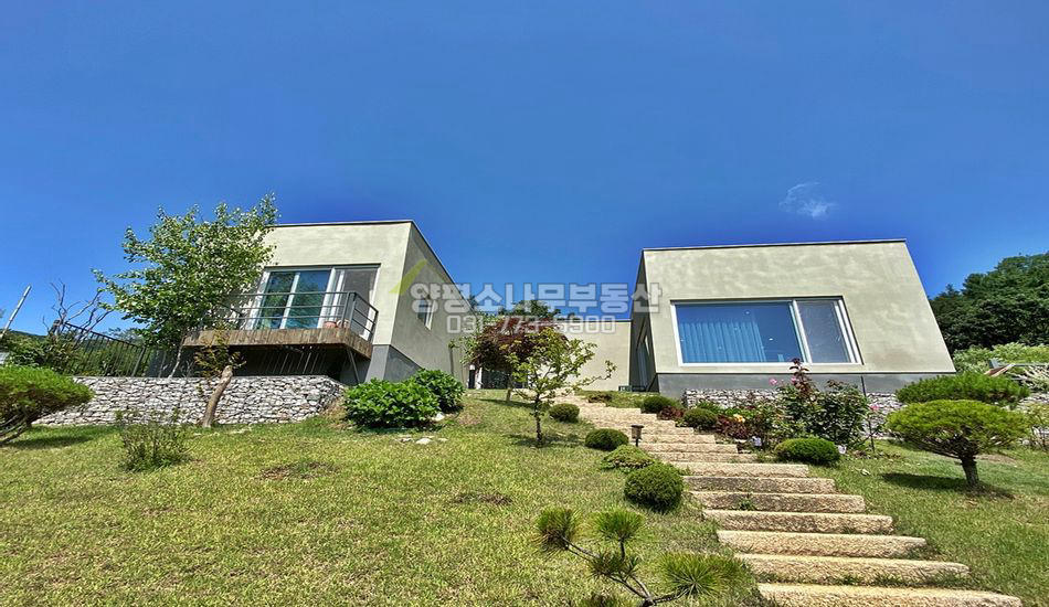 양평군 양서면 청계리 단차있는 자연스런 조경멋진 집