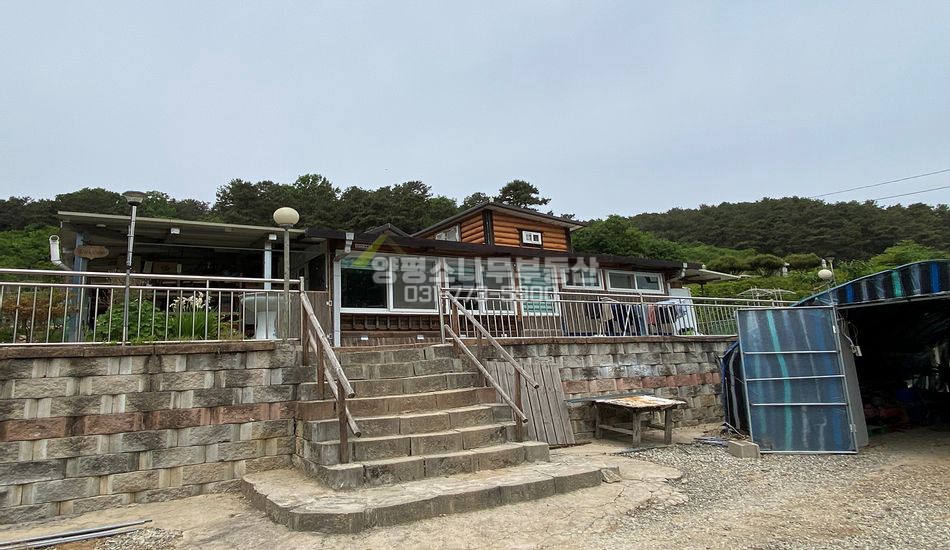 여주시 대신면 무촌리 산자락 나홀로 주택