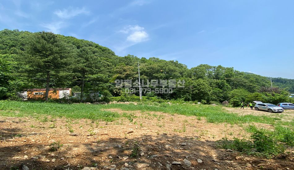 양평군 강하면 동오리 마을안쪽 평편한 부지