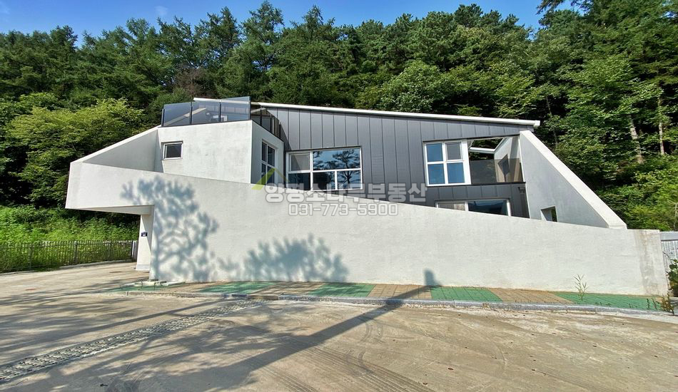 광주시 퇴촌면 관음리 배산임수 개성있는 주택