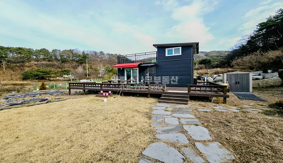 양평군 지평면 월산리 한적한 지방도변 농막/넓은텃밭