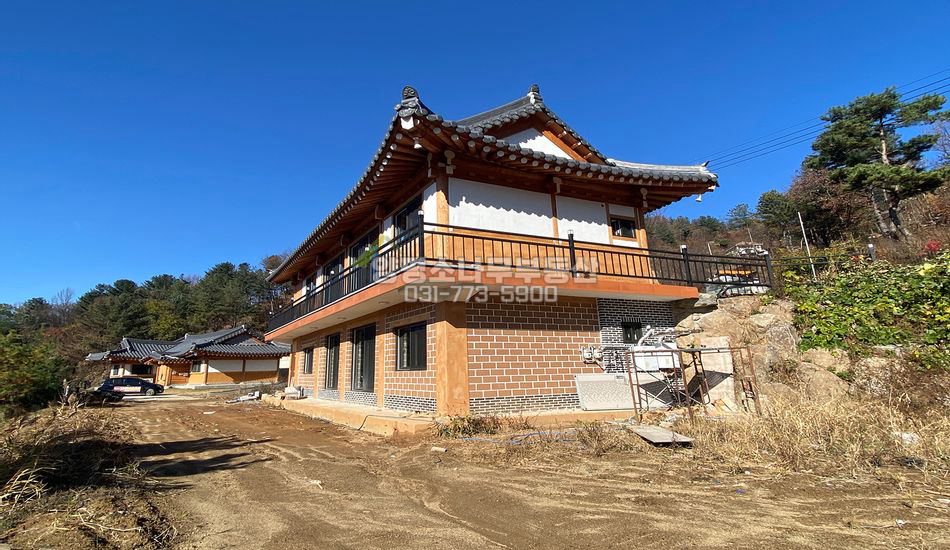 양평군 서종면 명달리 풍광좋은 곳 2층한옥주택