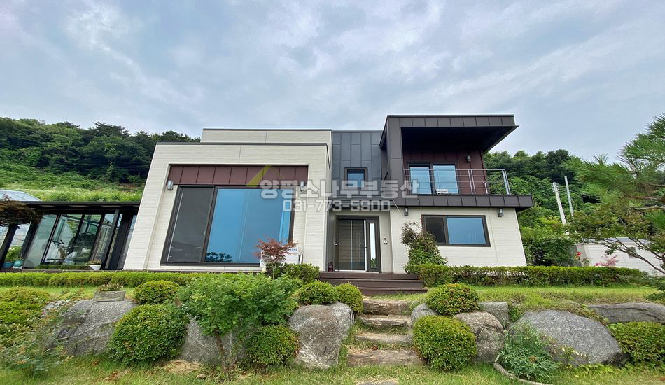 양평군 옥천면 아신리 마을 최상단 영구조망 주택