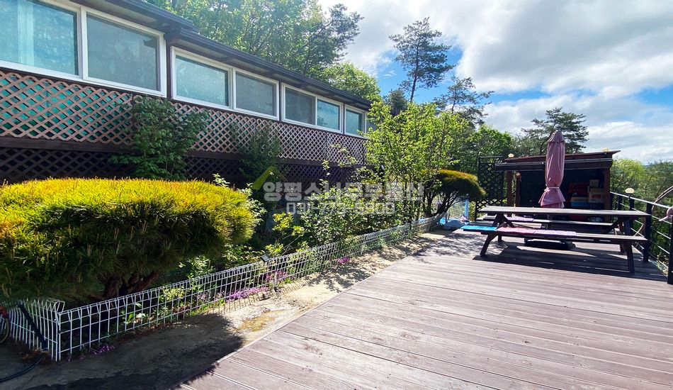 양평군 단월면 덕수리 지대높은곳 산자락 주택