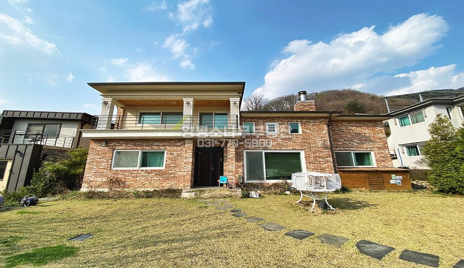 양평군 양서면 신원리 잔디마당 넓은 방4개 2층주택