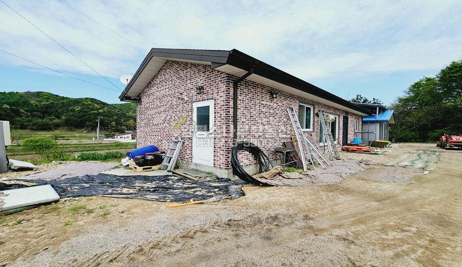 양평군 양동면 단석리 평지 마을 내 실속형 주택/창고有