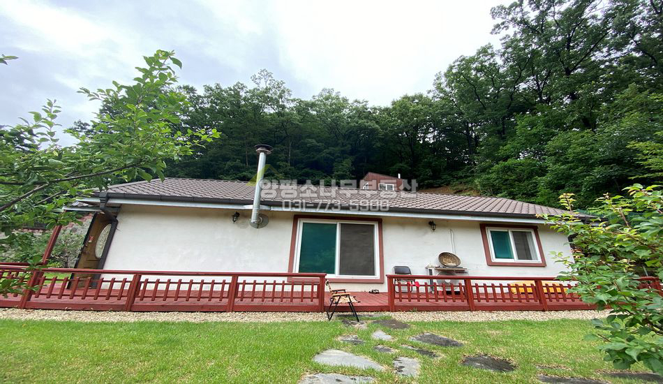 양평군 강상면 세월리 산으로 둘러싸인 사생활보호 주택