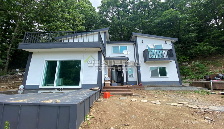 양평군 지평면 무왕리 마을 끝 산자락 주택