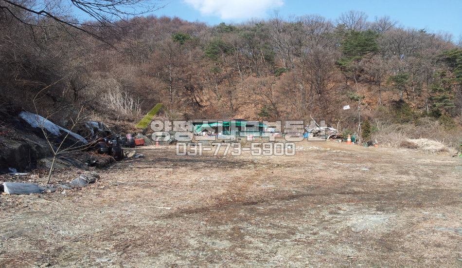 양평군 강하면 성덕리 마을상단 산자락 주말주택