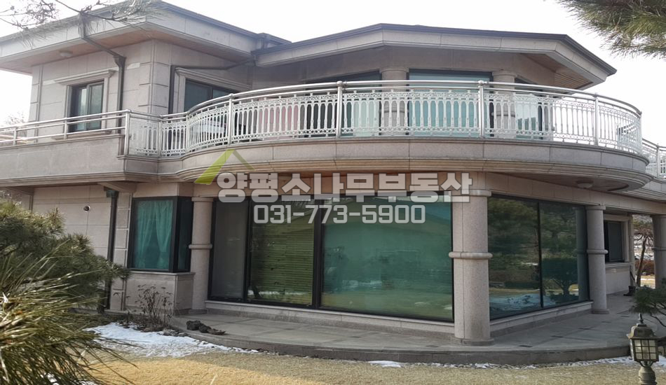 여주시 금사면 전북리 소나무 조경이 멋진 터넓은 주택