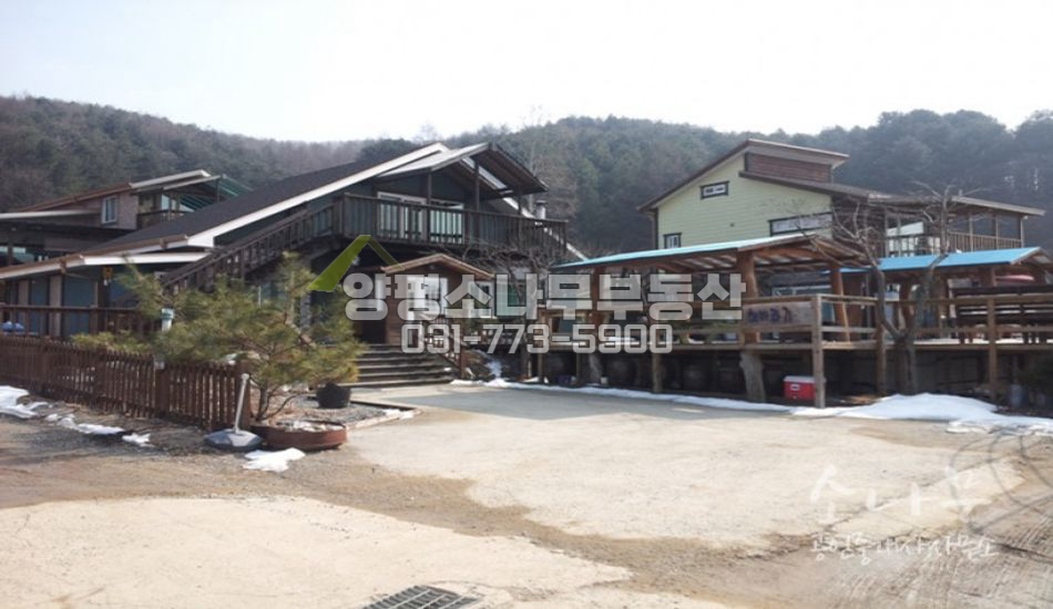 양평군 청운면 조용하고 한적한곳에 위치한 전원주택입니다.