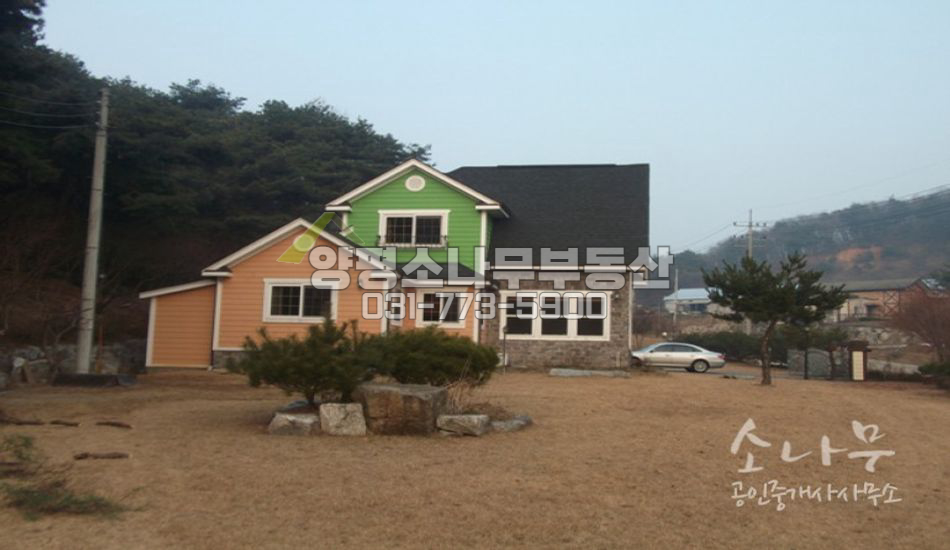 양평군 지평면 남동향 조망으로  관리상태 좋은 전원주택입니다.