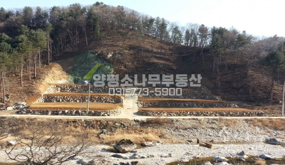 양평군 서종면 벽계천 인접해있는 전원주택지입니다.