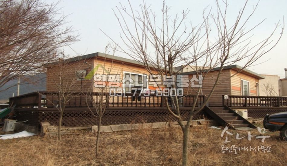 양평군 개군면 산책로와 남한강이 앞에 있는 전원주택입니다.